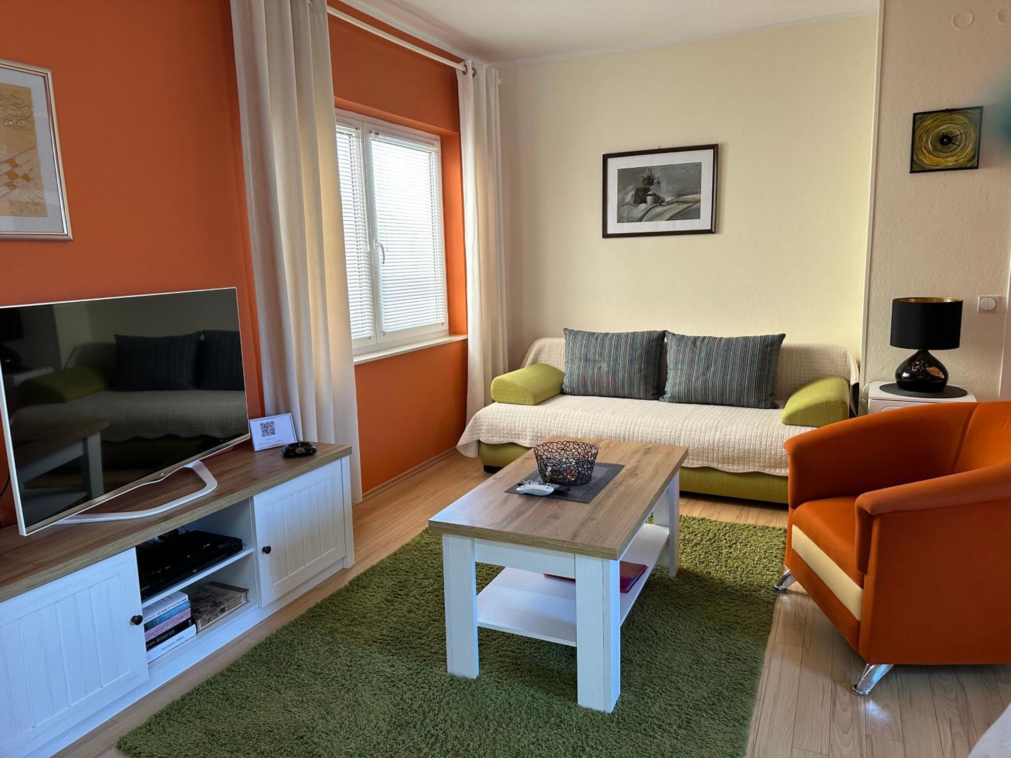 פרימוסטן Apartments - Rooms Vesna מראה חיצוני תמונה